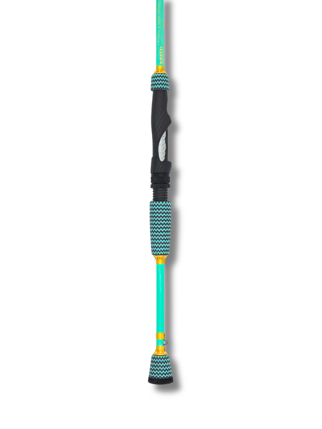 Poignée et talon de canne à pêche Les Cannes Boréal, grip texturé bleu et noir, accents or et blank turquoise.