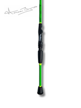 Canne Signature Norman Byrns Jig Horizontal par Cannes Boréal – poignée en fibre de carbone conçue pour un contrôle précis du leurre et une sensibilité maximale en pêche technique.