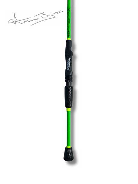 Canne Signature Norman Byrns Jig Horizontal par Cannes Boréal – poignée en fibre de carbone conçue pour un contrôle précis du leurre et une sensibilité maximale en pêche technique.